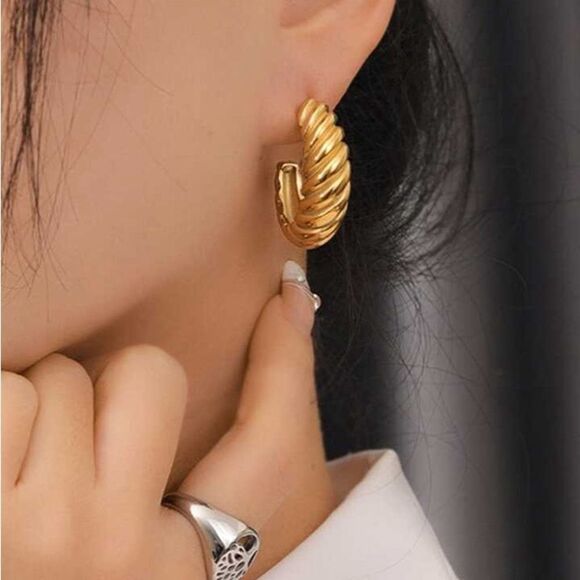 J. Crew Gold Hoop Earrings - Picture 1 of 3